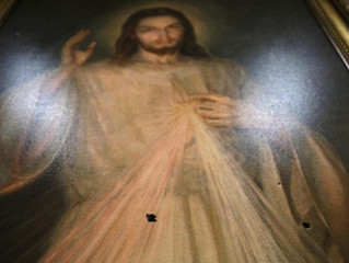 Domingo de tensão e mortes na Nicarágua. Bispo sofre atentado