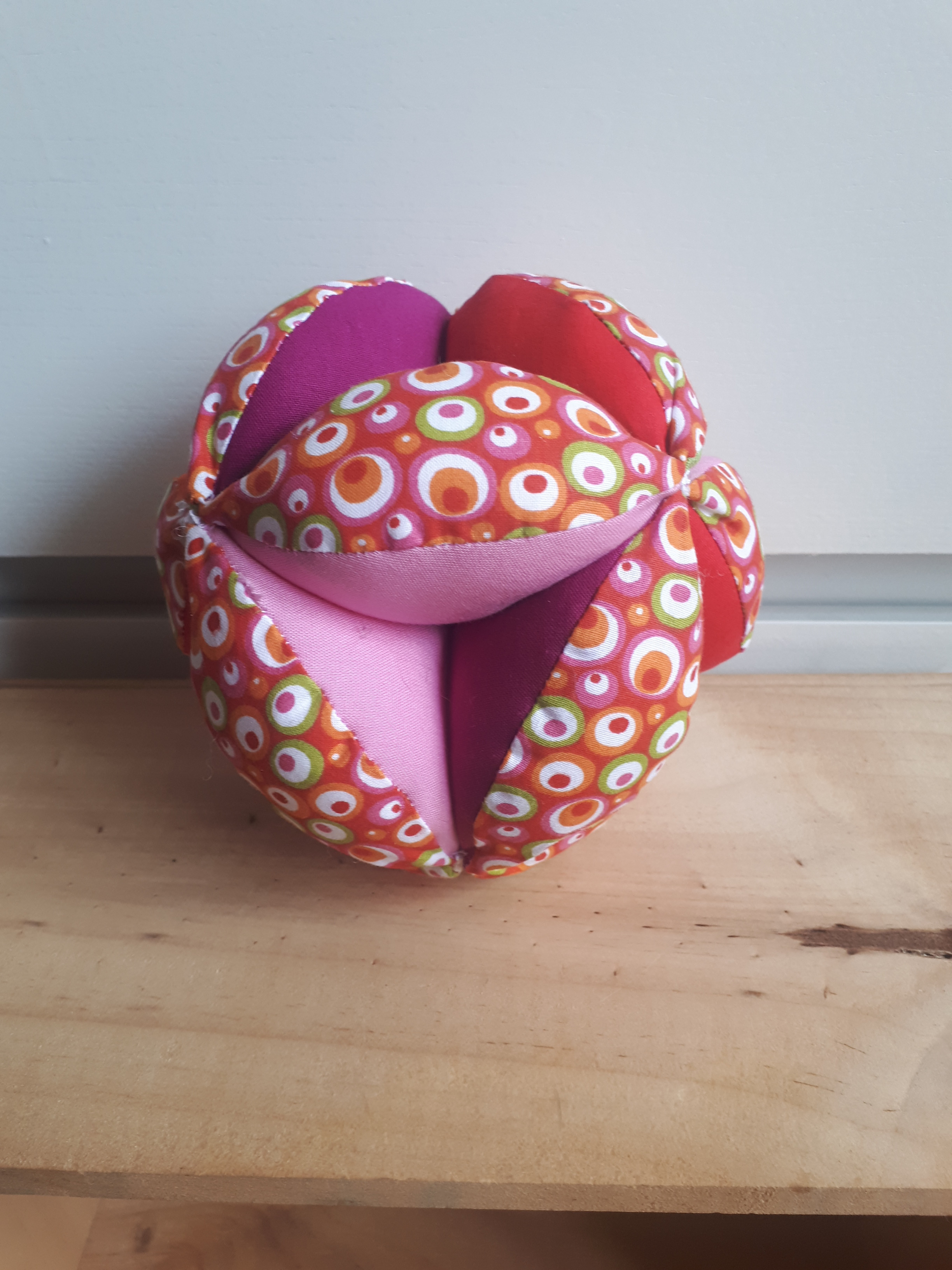 Balle type Montessori
