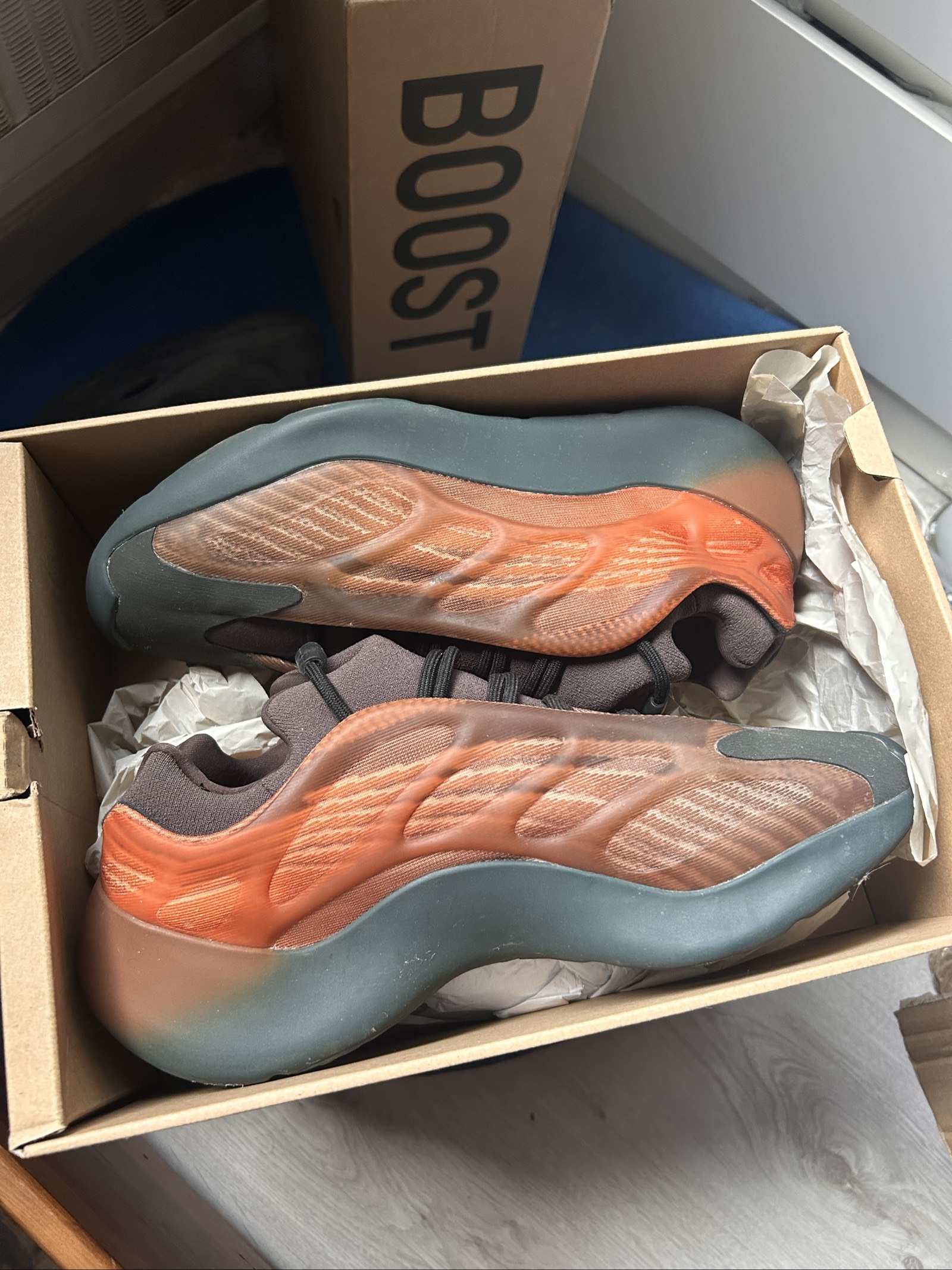 Baskets Adidas Yeezy 700 V3 Copper Fade