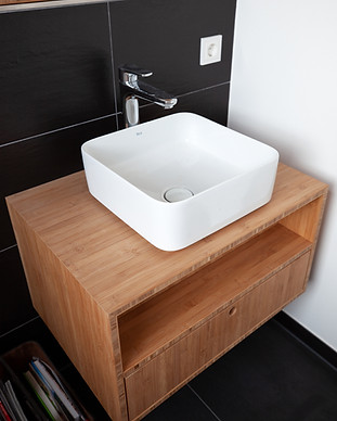 Badmöbel Waschtisch Design.jpg