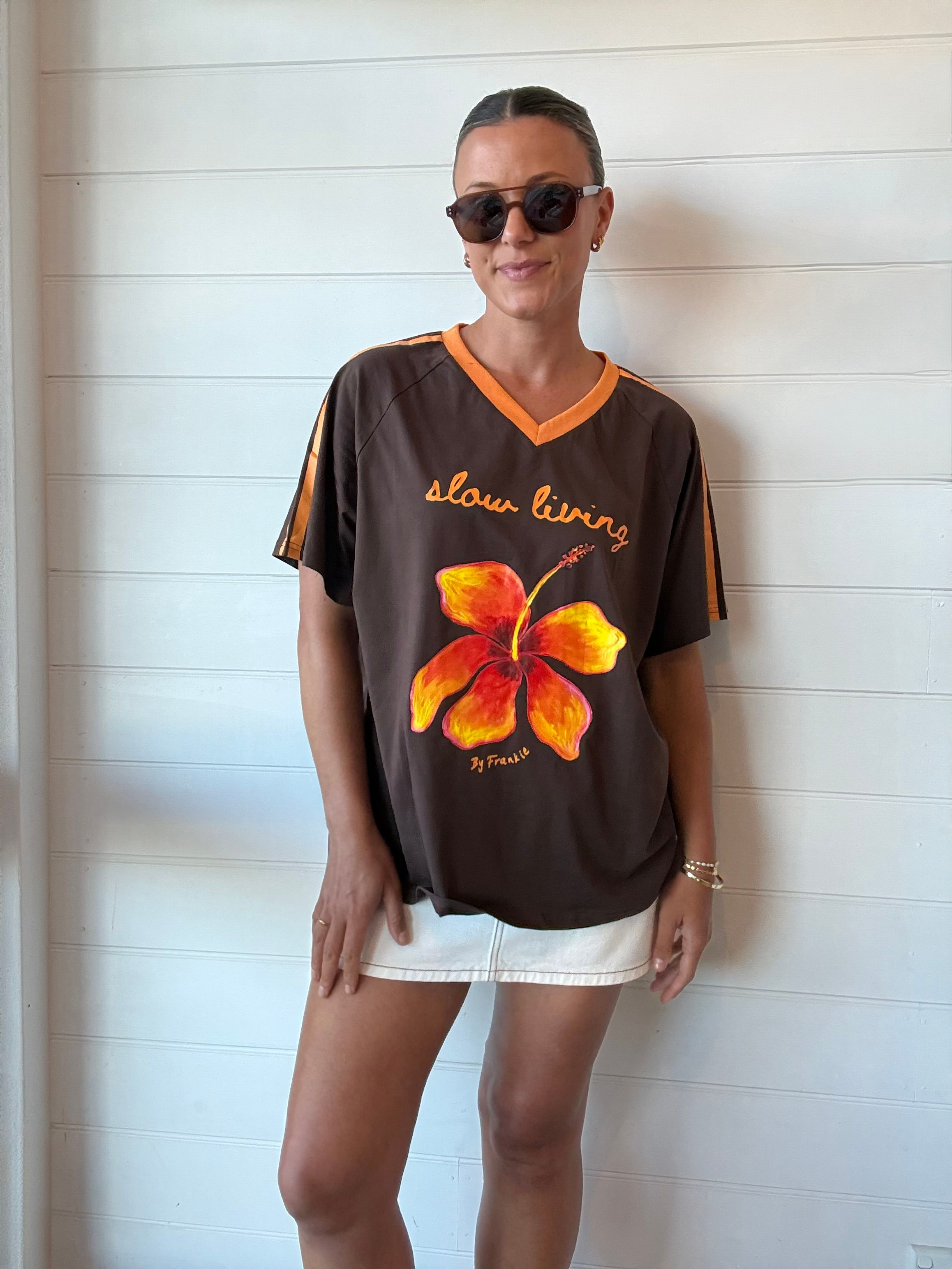 BY FRANKIE | Chocolate Hibiscus Tee