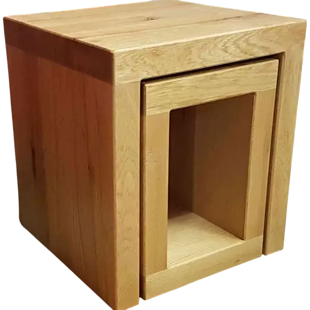 Handmade oak side table with natural wood grain detail