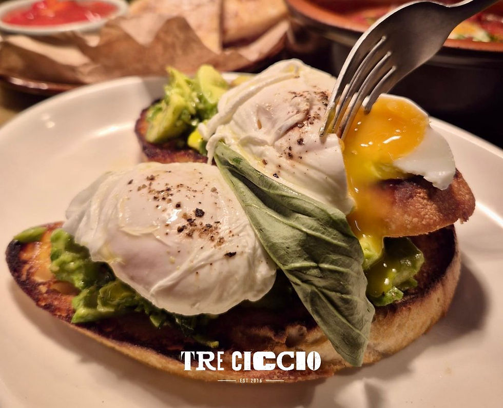 Tre Ciccio's Avo Eggs