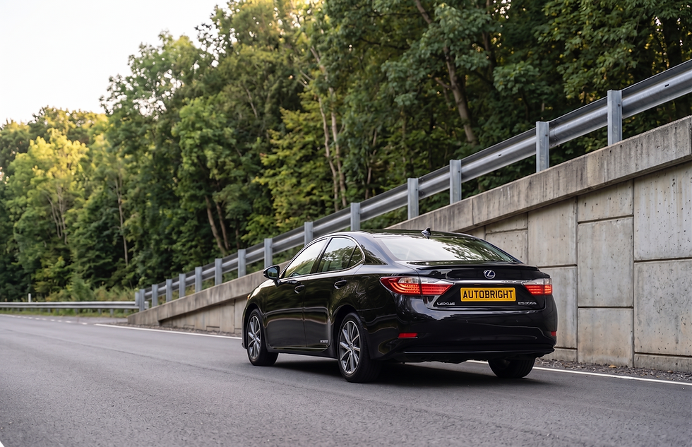 縮圖：Lexus ES300H Hybrid Black 2015