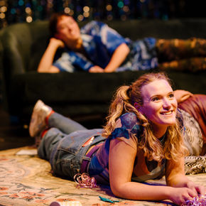 Review: How to be a person when the world is ending at Theatreworks - Melb Fringe