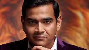 Review: Dilruk Jayasinha : Victorious Lion at Melbourne Town Hall