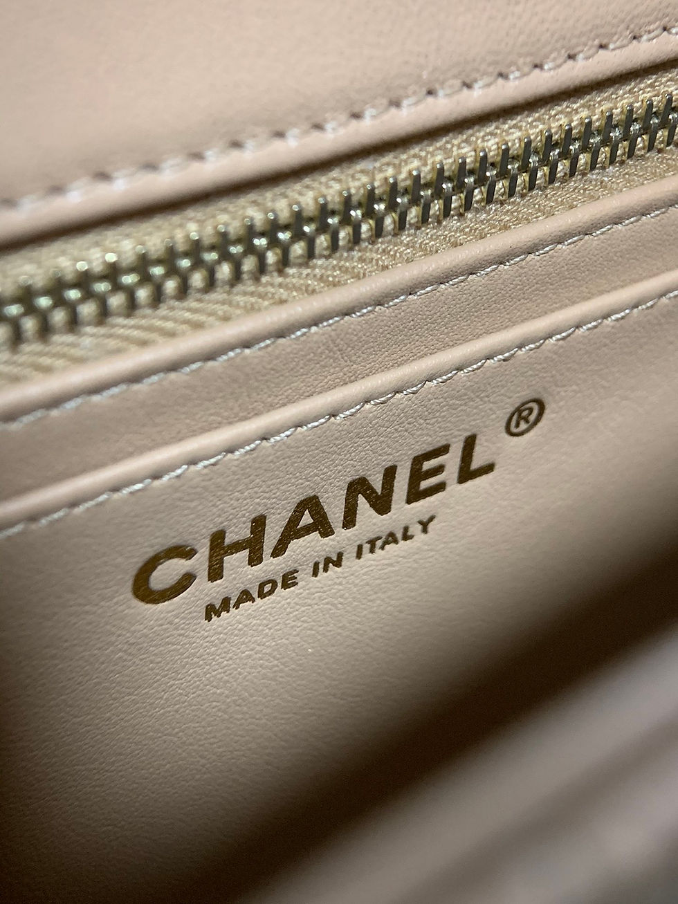 Thumbnail: Chanel 20S Square Mini Flap Bag Inside Logo Print Made In Italy