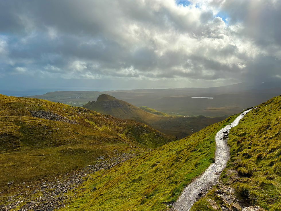 2023-09-25 12.10_edited.jpg