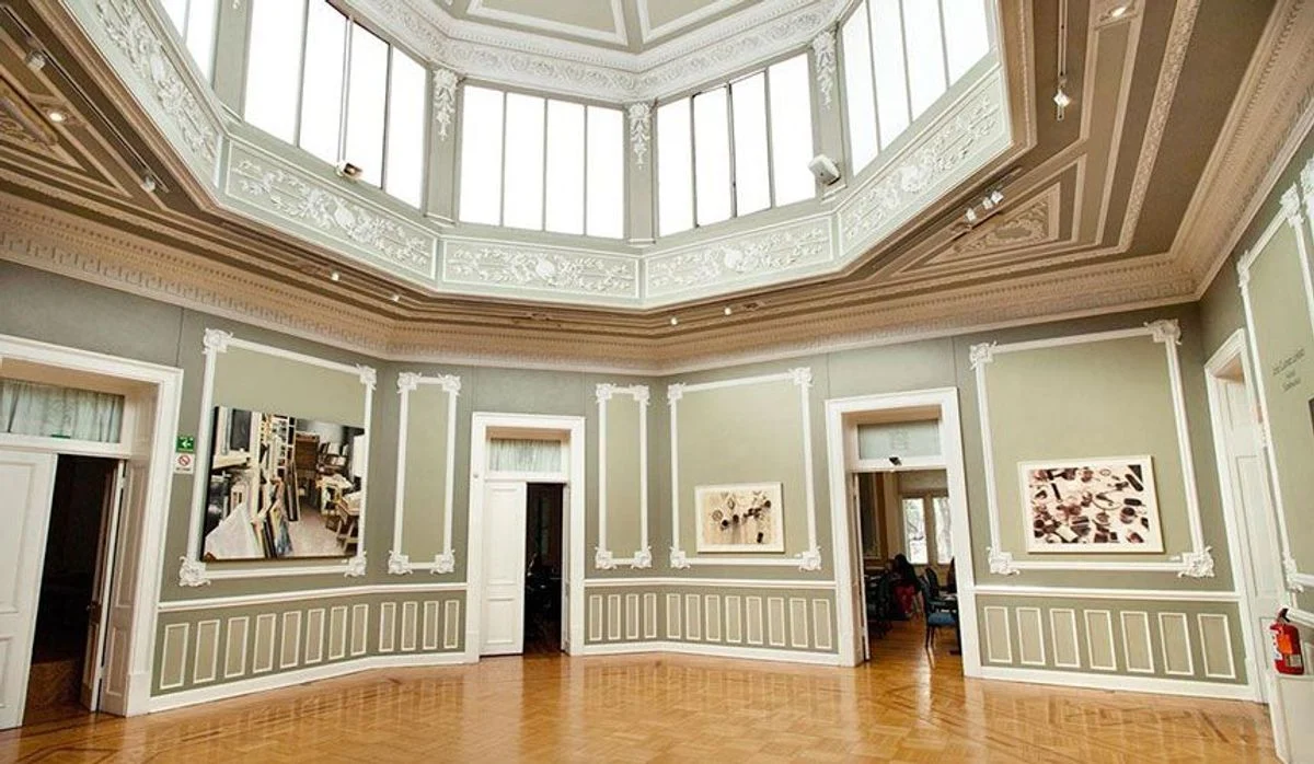 Casa Lamm Gallery Space Light