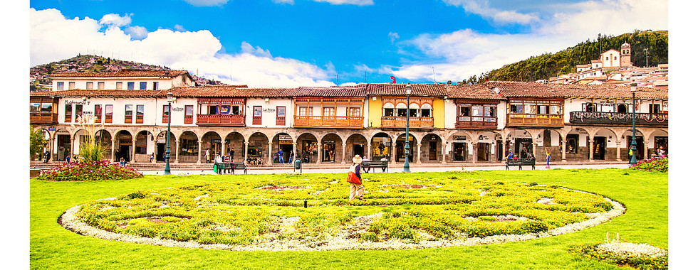 Plaza Mayor De Cusco Architecture