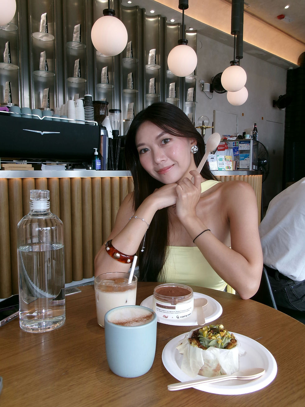 縮圖：Tube top with scarf