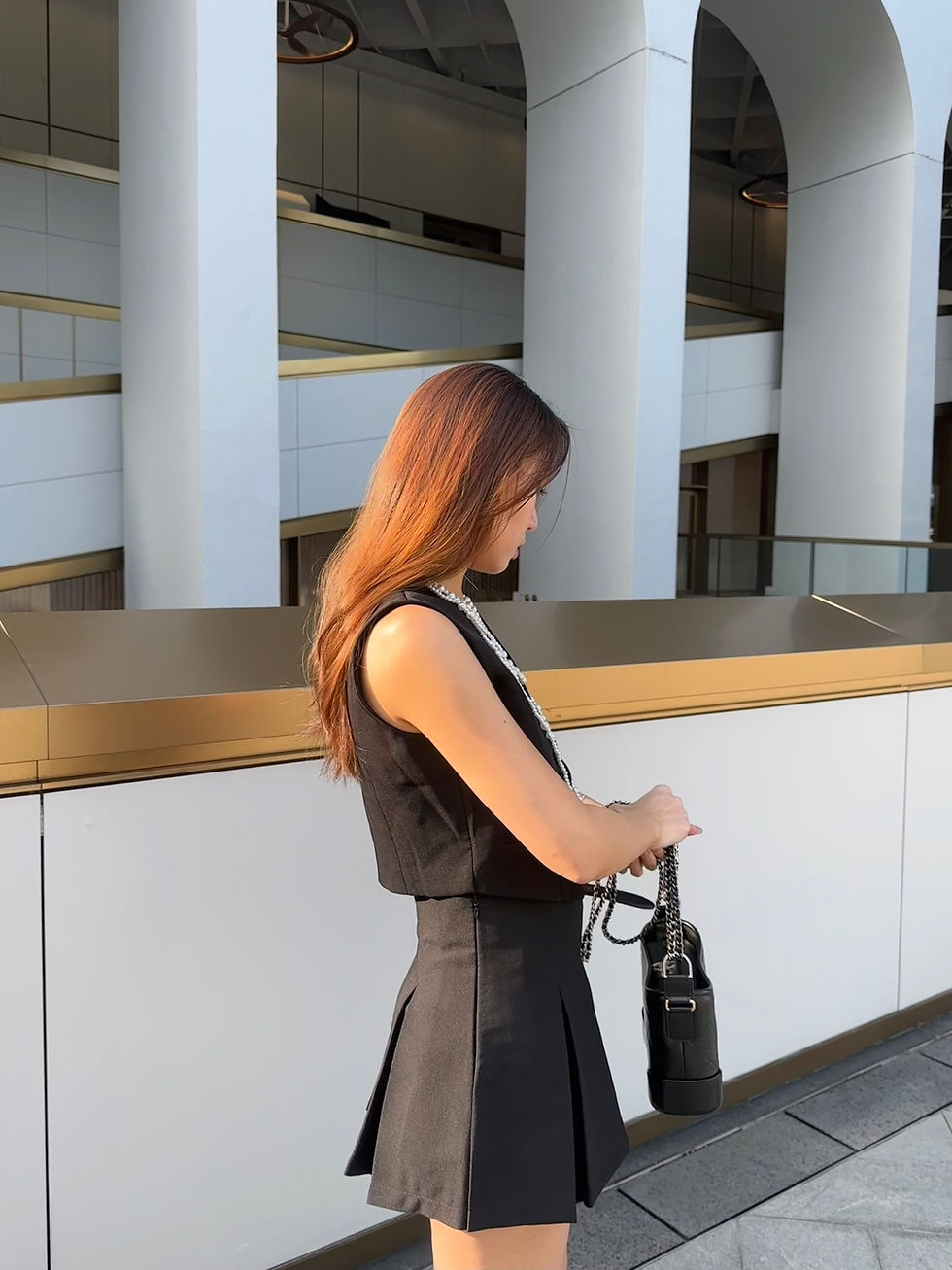 縮圖：Vneck button top