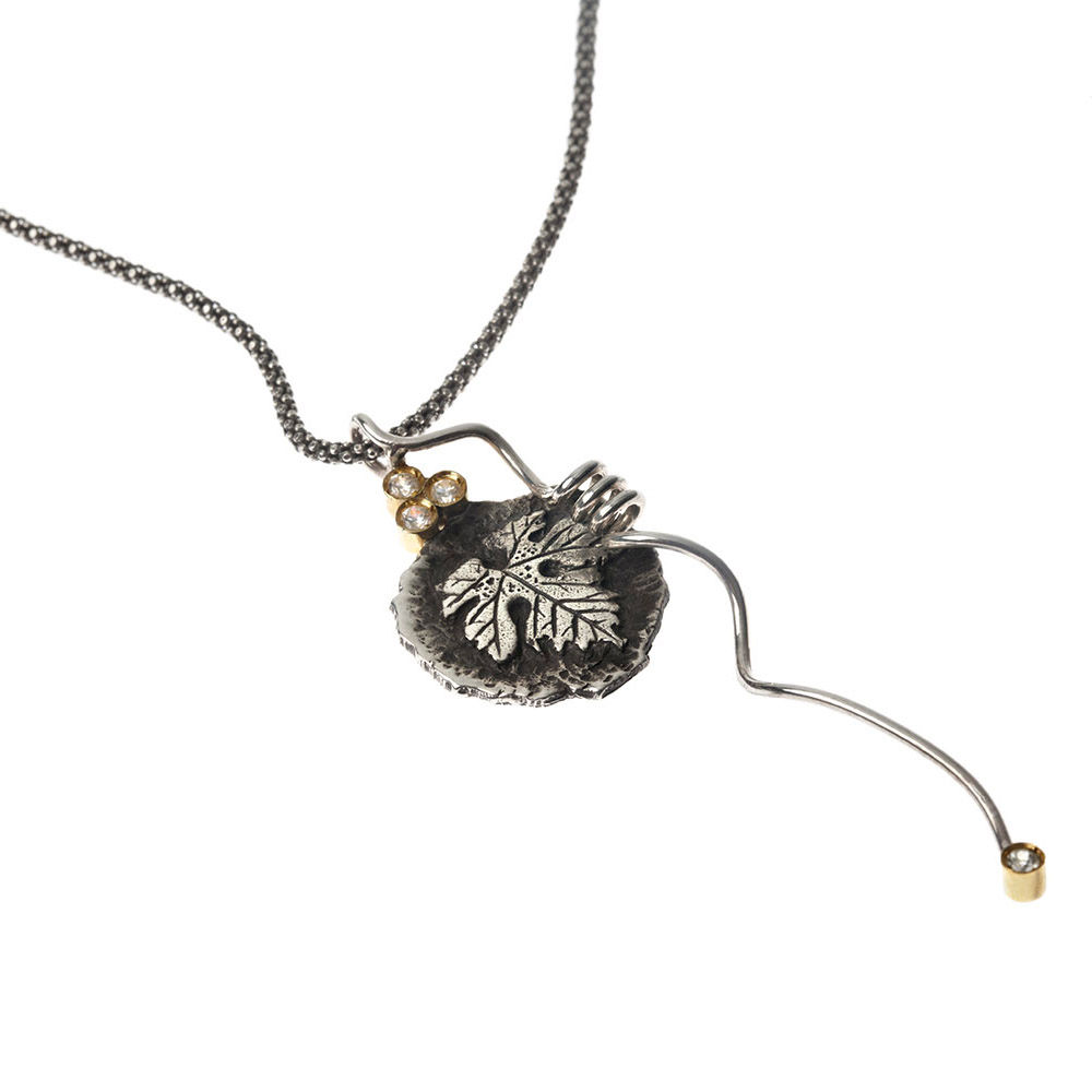 asma yaprağı kolye