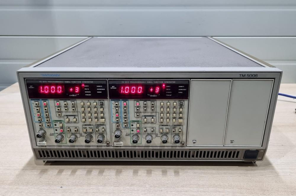 Tektronix TM 5006 FG 5010 Programmable 20MHz Function Generator