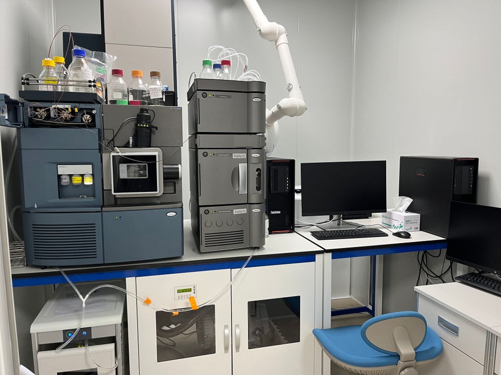 Waters Xevo G2XS QTof+UPLC rescience