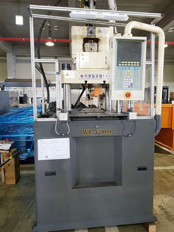Thumbnail: Wonil Hydraulic WL-V-100 Insert Injection Molding Machine