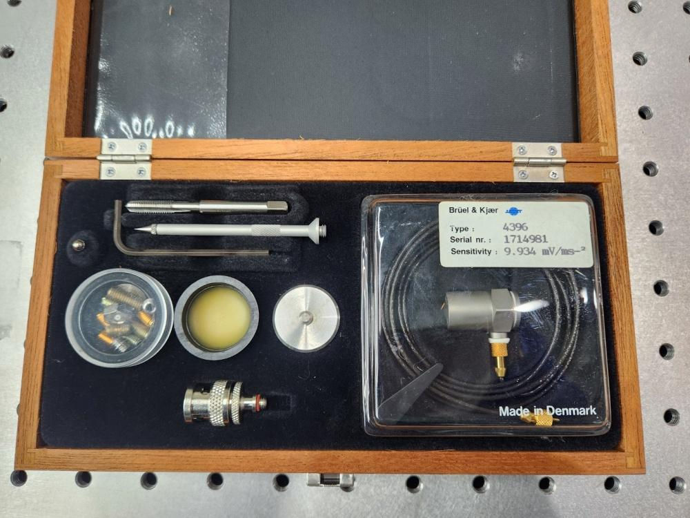 Bruel & Kjaer Type 4396 Accelerometer