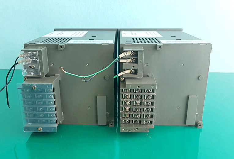 Thumbnail: Yamatake SRF106 Temperature Recorder