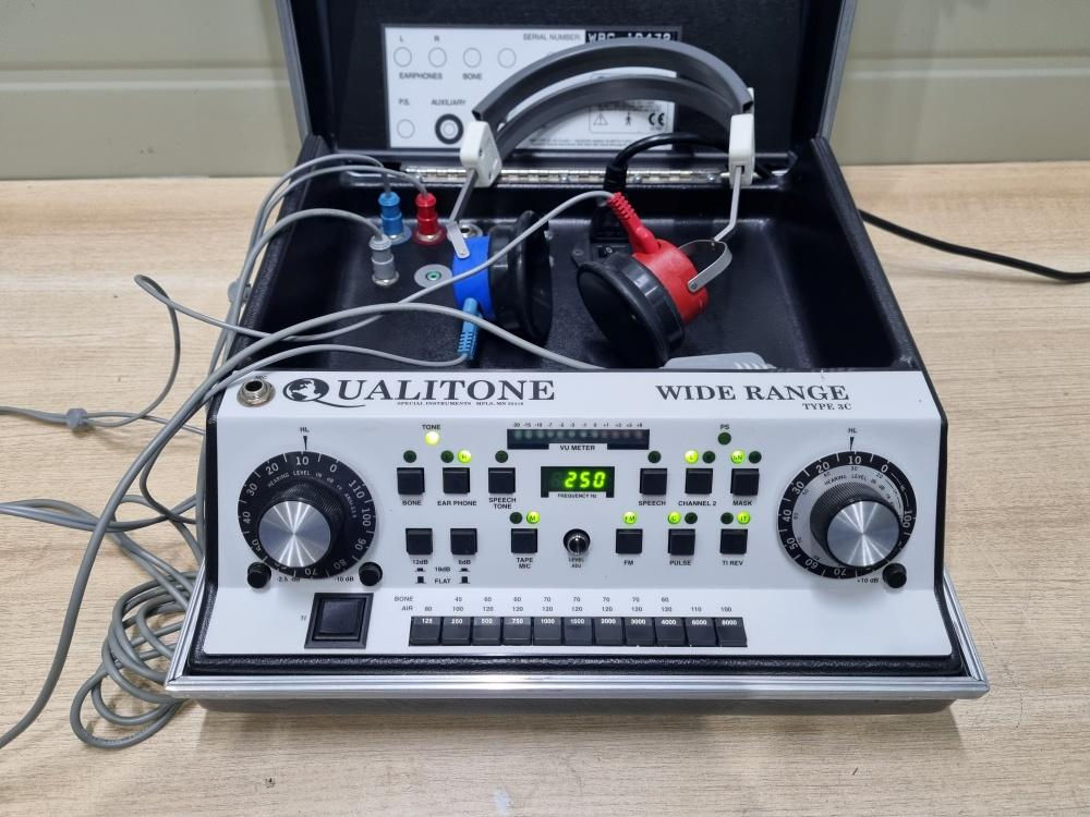 UALITONE WIDE RANGE 3C