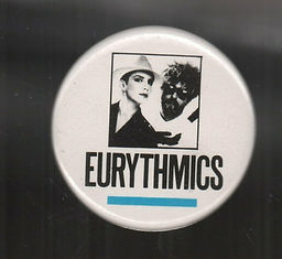 Smash Hits - Eurytmics badge (1983).jpg