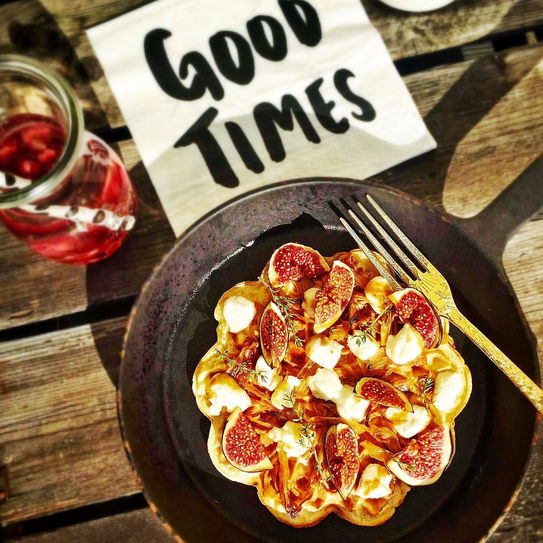 Pikante Waffeln mit Feigen