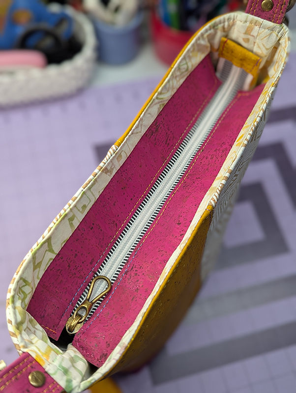 Thumbnail: Color Blocked Crossbody - YELLOW FUSHIA