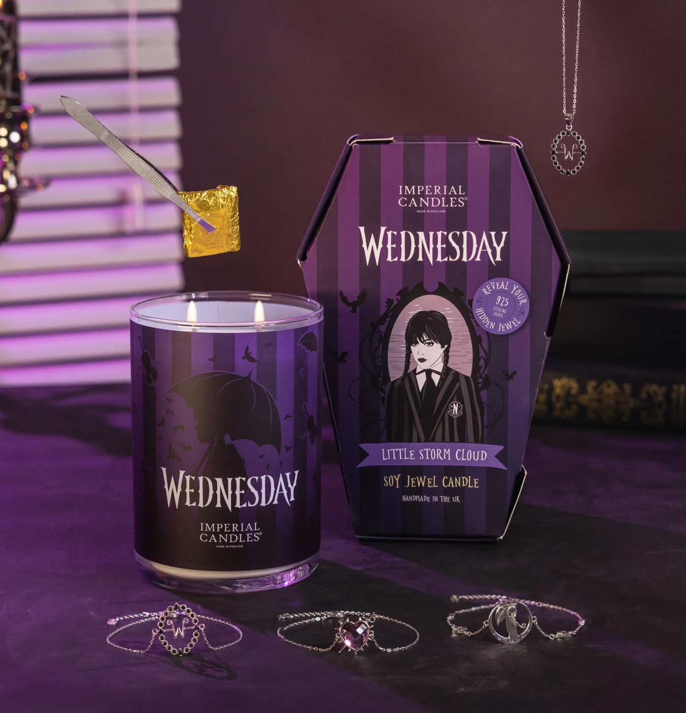Bougie de Luxe "Wednesday" + Bijou Surprise (en Argent Sterling 925 Garanti) 💍