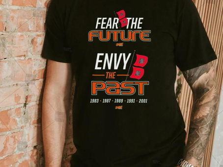 Official miami Fear The Future Envy The Past T Shirt