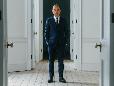 АКАДЕМИЯ JIMMY CHOO
