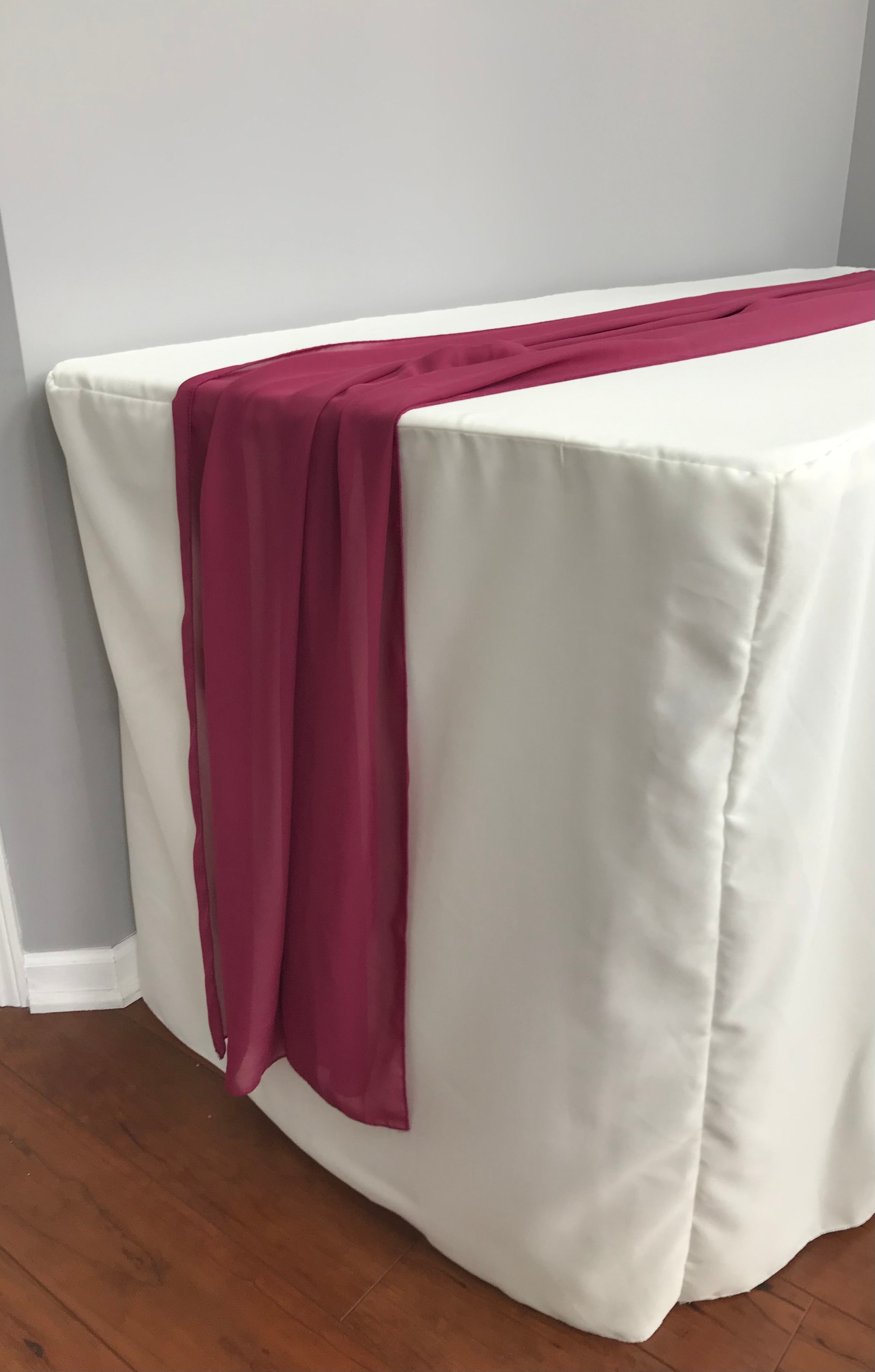 Mauve Chiffon Runners (10')