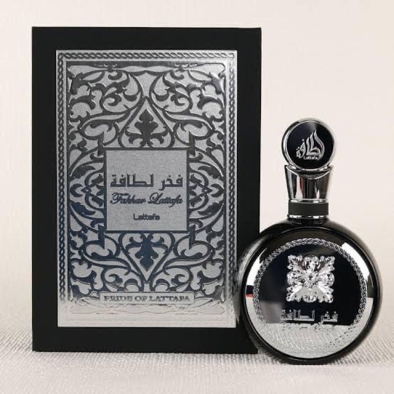 eau de parfum FAKHAR LATTAFA black Dakar Sénégal
