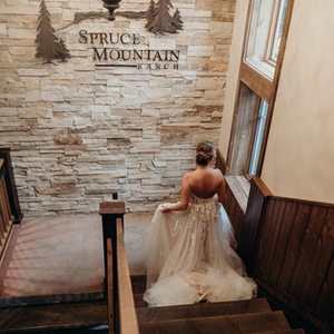 The Ultimate Wedding Checklist: One Year to Go