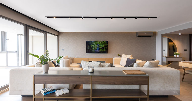 Living room WEB 3.jpg