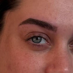 microblading nanoblading hyperrealism eyebrows portsmouth southsea hampshire realistic eyebrow tattoo portsmouth pompey marmion road cosmetic tattoo spmu pmu semi permanent make up natural menopause alopecia hair loss eyebrow tattoo thing eyebrow tattoo portsmouth southsea cosham fareham gosport havant whiteley southampton botley eastney fratton waterlooville southsea
