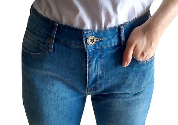 Miniatura: Calça Jeans Canal Skinny Estonada Feminina