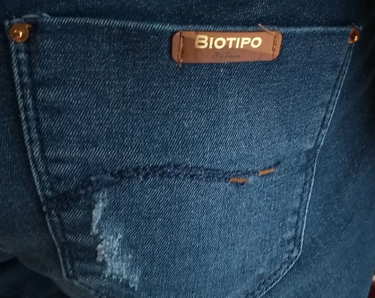 Miniatura: Calça Jeans Biotipo Skinny Rasgada