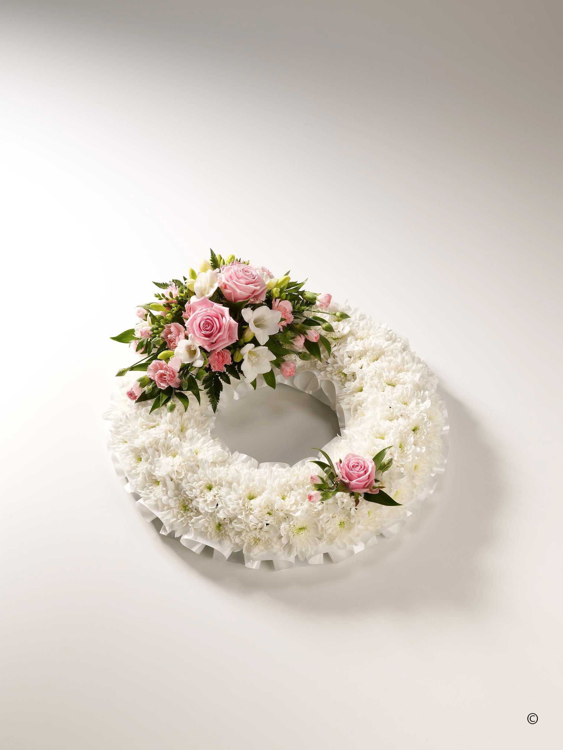 Classic White Wreath