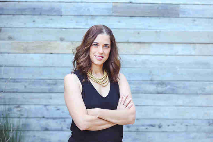 סיון גונן, מומחית לסדר וארגון בתים מדברת על הקושי שלנו בלשחרר ואיך היא מלווה ועוזרת ללקוחות שלה באתגר השיחרור