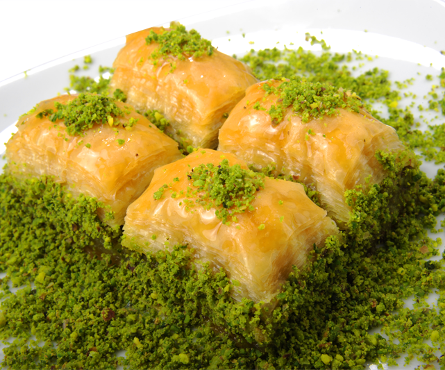 Миниатюра: Пахлава классич. с фисташками 0,5 кг.