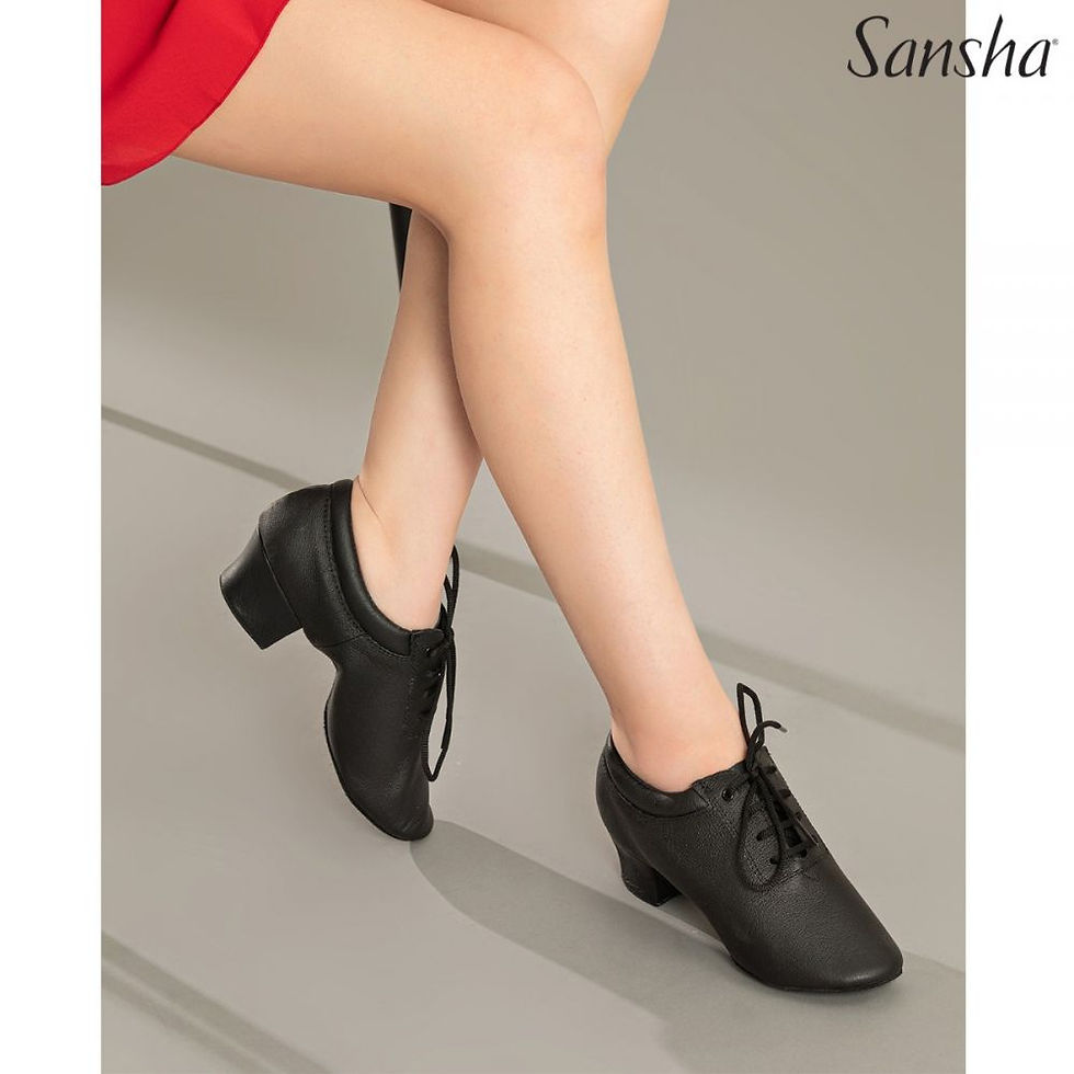 Miniatura: Profesjonalne buty treningowe Ballroom Sansha z miękkiej skóry, widok z boku z dzieloną podeszwą.