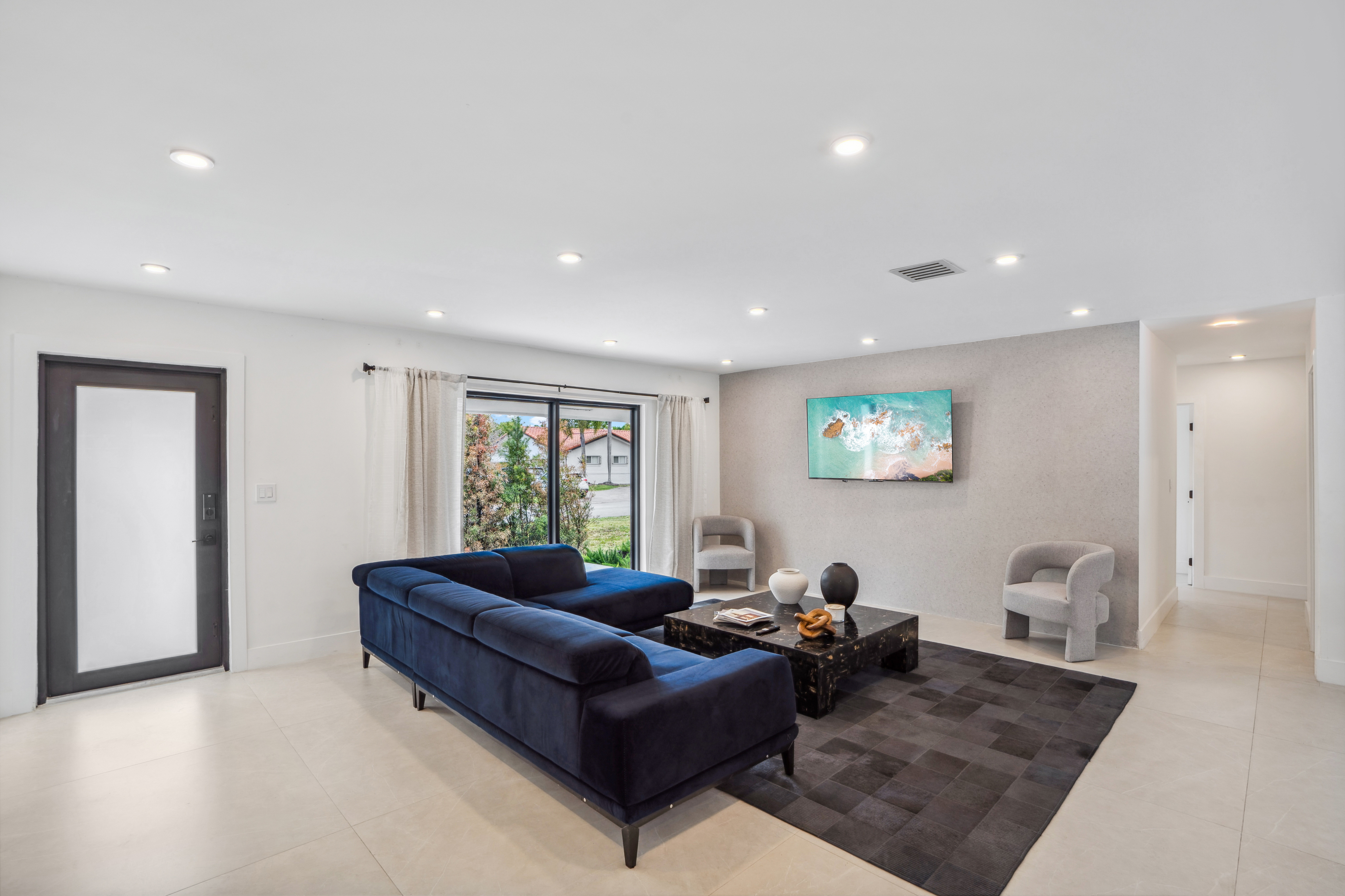 Writer: Dimora Rinnovata