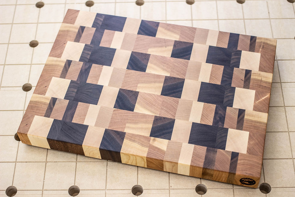 Miniature : Mixed - End Grain Cutting Board - 15" X 11" X 1-1/2"