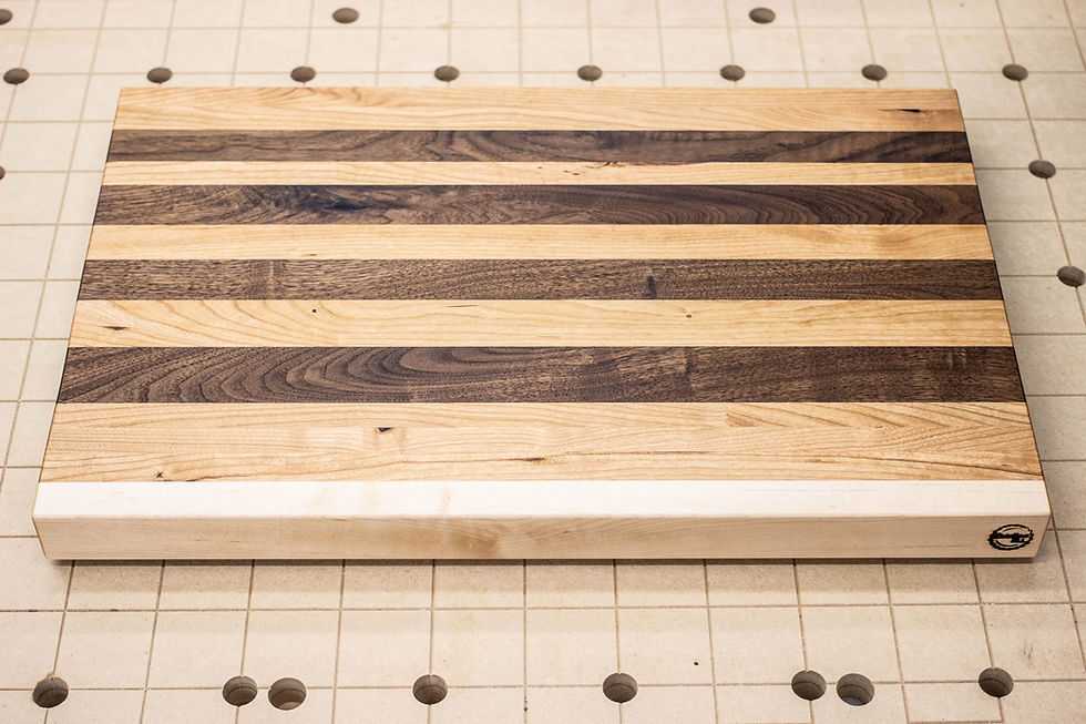 Miniature : Rustic Mixed - Edge Grain Cutting Board - 22" X 14-1/8" X 1-3/4"