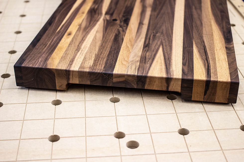 Miniature : Rustic Black Walnut - Edge Grain Cutting Board - 22" X 15-1/2" X 1-3/4""