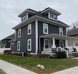 438 Howard
