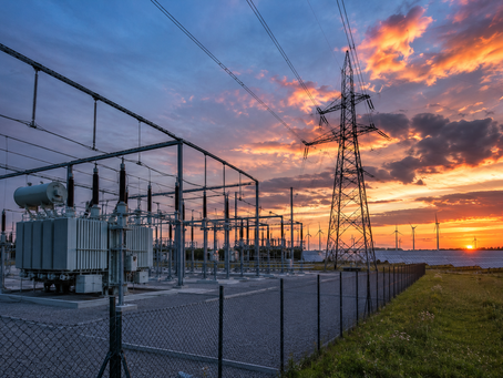 Strompreisentwicklung Deutschland: Wohin gehen die Energiepreise und was bedeutet das für PV-Besitzer?