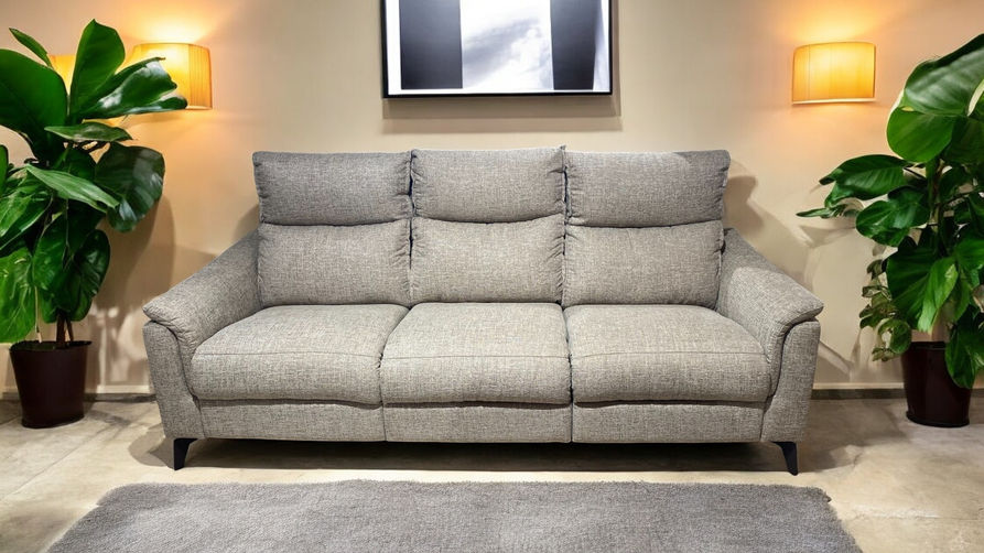 canapé relax électrique avec assise moelleuse et têtières réglables