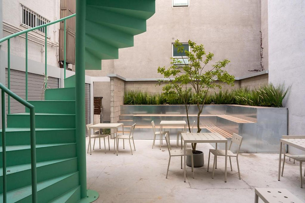 Tradiup Hotel by the Designers