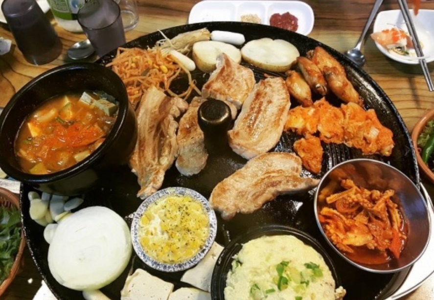 Best Korean BBQ Restaurant (Hansang Gadeuk) & getting there KoreaToDo
