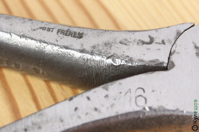 Thumbnail: Плоскогубцы с фомкой